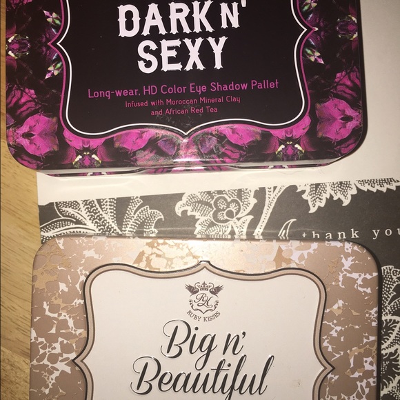 Two Ruby Kisses Long wear HD eye shadow palettes