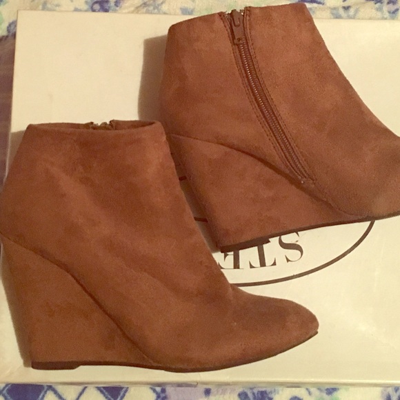 Camel Wedge Bootie