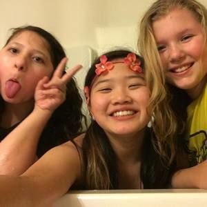 Meet your Posher, Annie