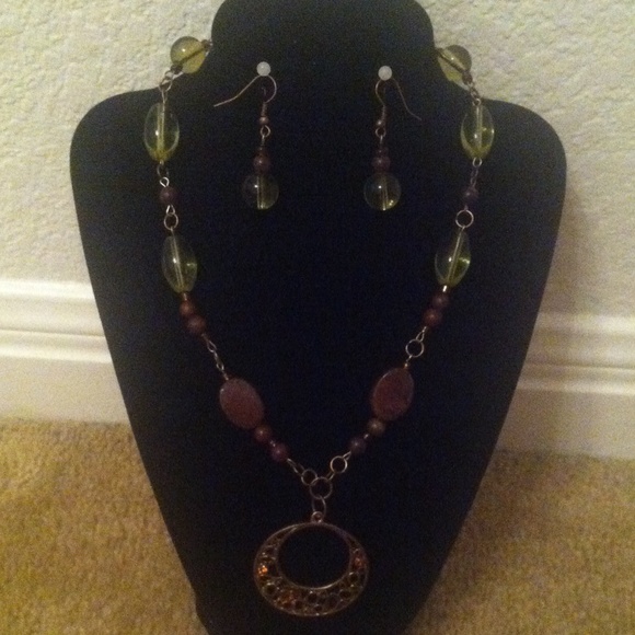 Vintage brown and green set