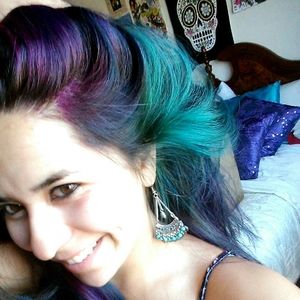 Meet your Posher, Litzia