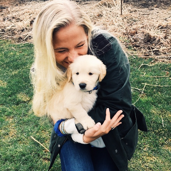 Meet your Posher, Carly - Picture 2 of 4