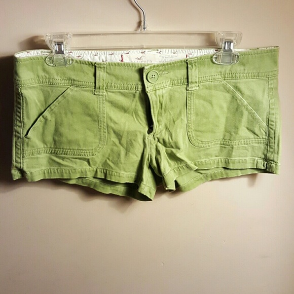 Hollister green size 7 shorts.