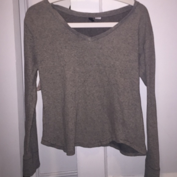 Grey v-neck Henley