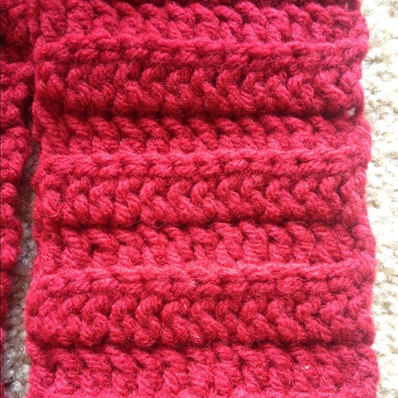 Burgundy Knit Scarf - Picture 3 of 3