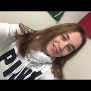 Meet your Posher, Candice