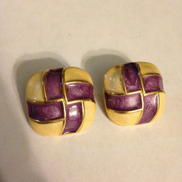 Vintage 1960s costume mad men style earrings