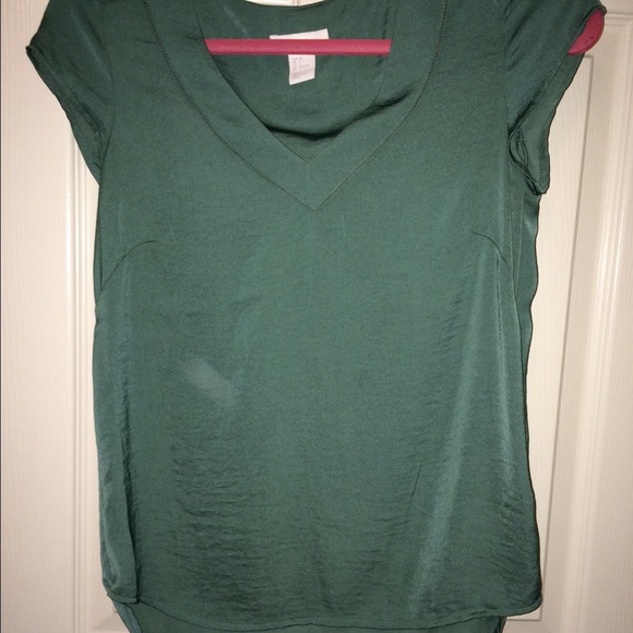 H&M: Green casual top