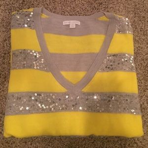 New York and Co sequin sweater 💛