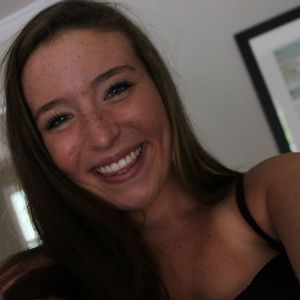 Meet your Posher, Avery