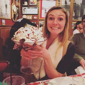 Meet your Posher, Alicia