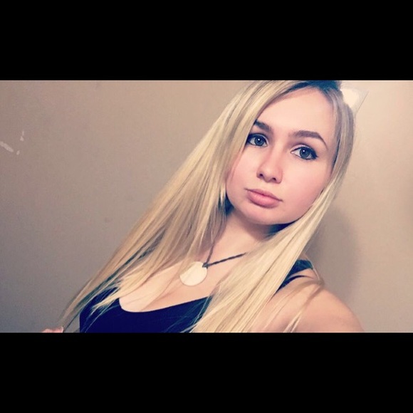 Meet your Posher, Brandi - Picture 1 of 1