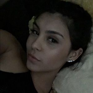 Meet your Posher, Jasmine