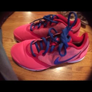 Pink nike shoes