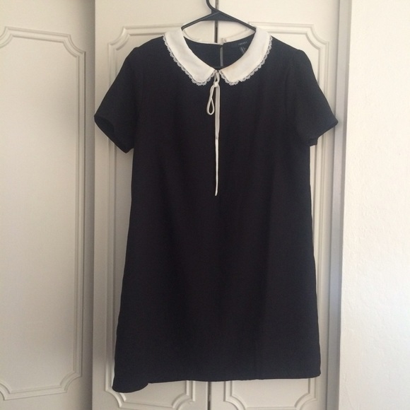 black white PeterPan collar dress Wednesday Addams