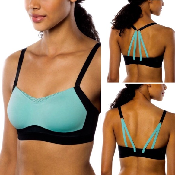 Brooks Other - 🆕 Convertible racerback sports bra