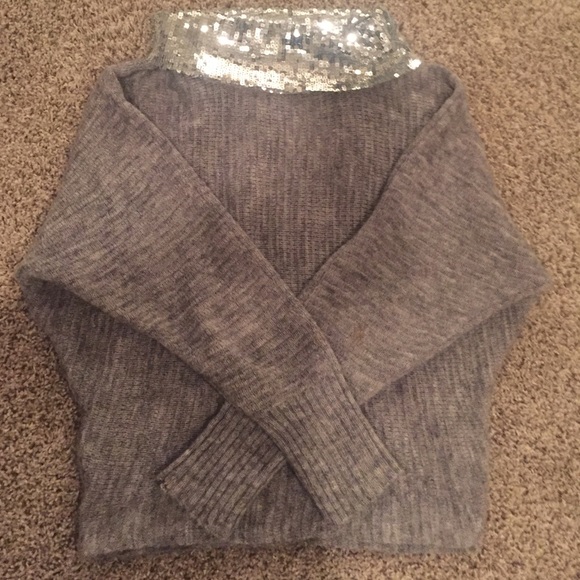 Beautiful sweater!