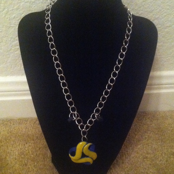 Kitschy blue and yellow glass pendant necklace