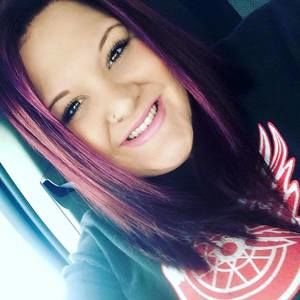 Meet your Posher, Jade