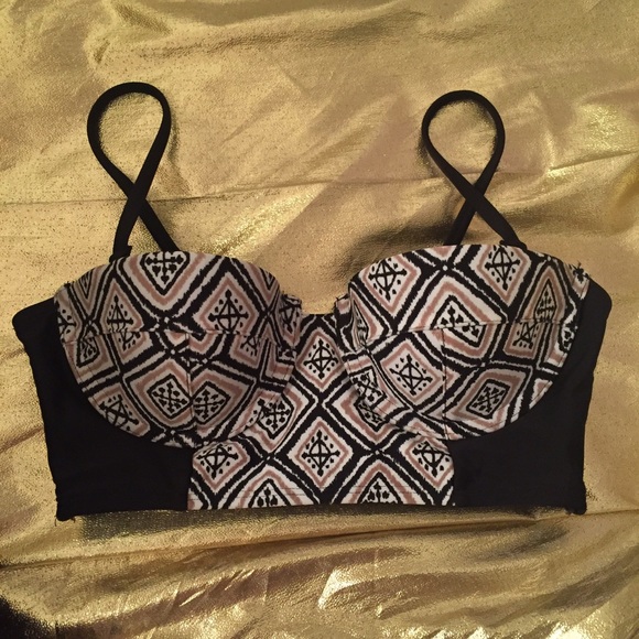 Black and Tan bandeau pattern bikini top - Picture 1 of 1