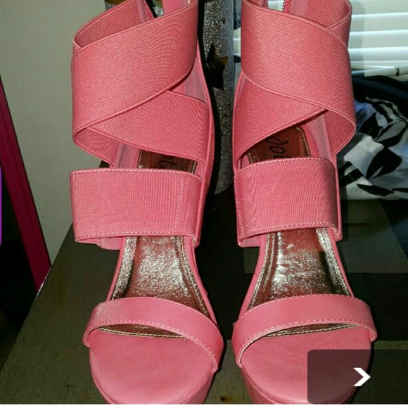 Wedges brand new