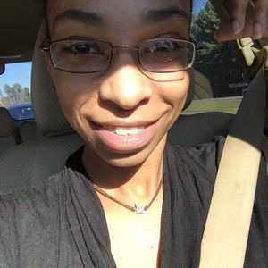 Meet your Posher, Kendall