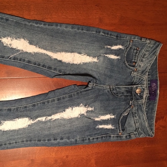 Distressed jeans - Picture 3 of 3