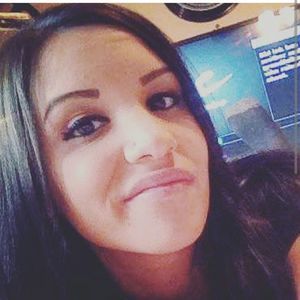 Meet your Posher, Vanessa