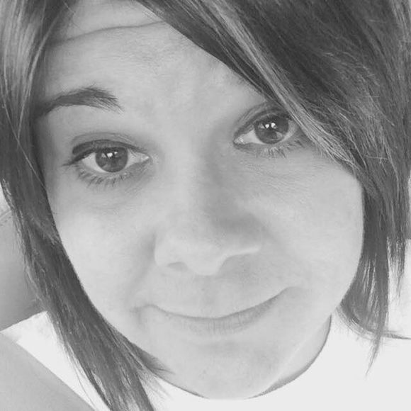 Meet your Posher, Ashley - Picture 1 of 1