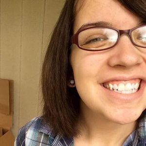 Meet your Posher, Olivia