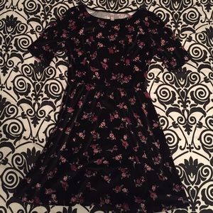 ✨vintage looking black dress✨