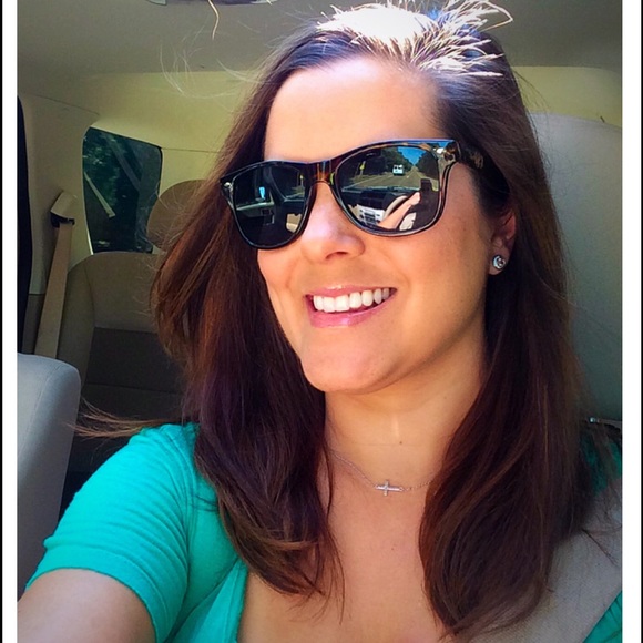 Meet your Posher, Lezli - Picture 1 of 1