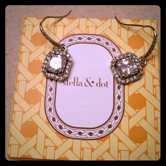 Stella & Dot Jewelry - Stella & Dot Deco drop earrings