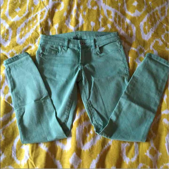 🚫SOLD🚫 Mint Blank denim skinny jeans