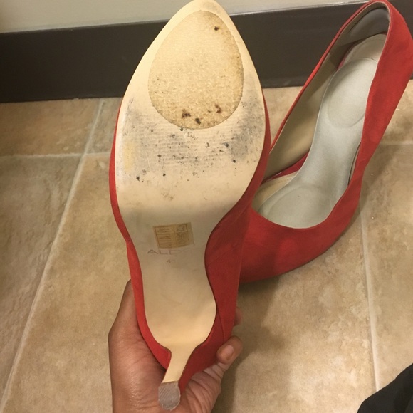 Suede red stiletto pumps - Picture 2 of 4