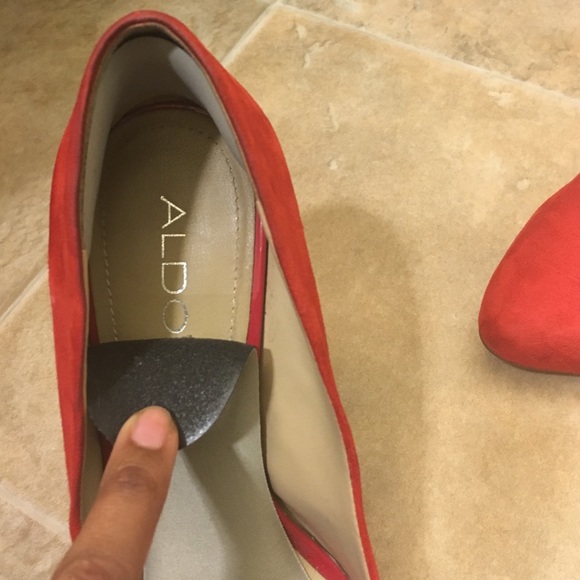 Suede red stiletto pumps - Picture 3 of 4