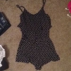 Cute Forever 21 Romper!!