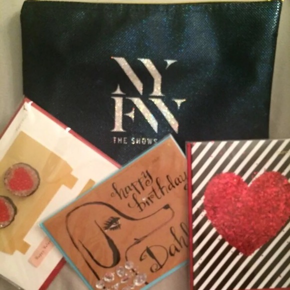 NYFW Papyrus Pouch/Clutch with 5 Papyrus Cards