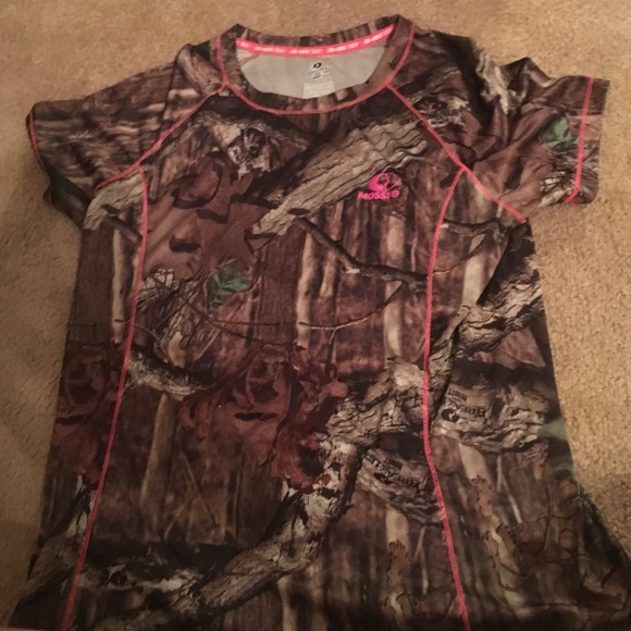 Mossy oak shirt
