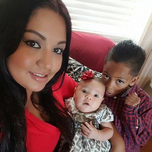 Meet your Posher, Leslie