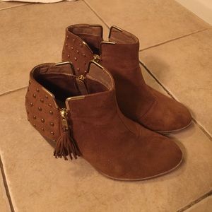 Dollhouse Suede Fringe Booties