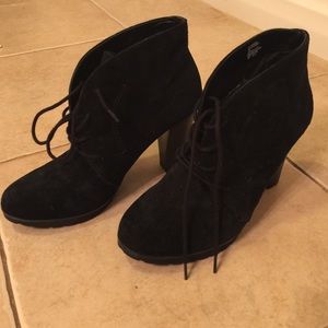 White Mountain Shauna Lace Up Booties