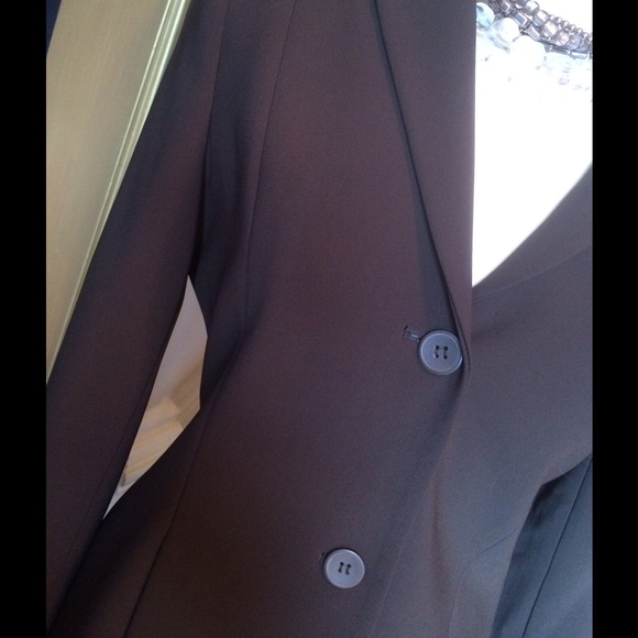 Jones New York Platinum Blazer - Picture 2 of 4