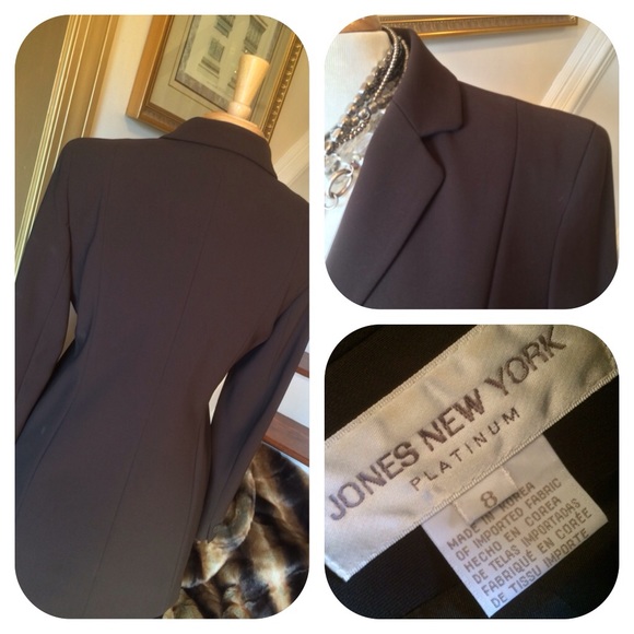 Jones New York Platinum Blazer - Picture 3 of 4