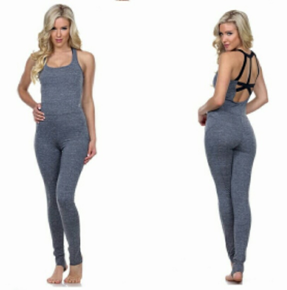 Activewear jumpsuit - bodysuit - Picture 2 of 4