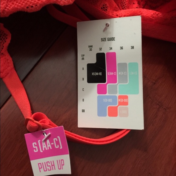 Pink Victoria's Secret Push Up Bra - Picture 3 of 3