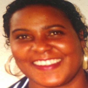 Meet your Posher, Yolanda