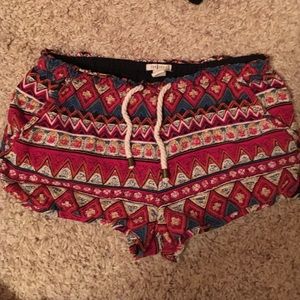 Comfy Aztec print shorts