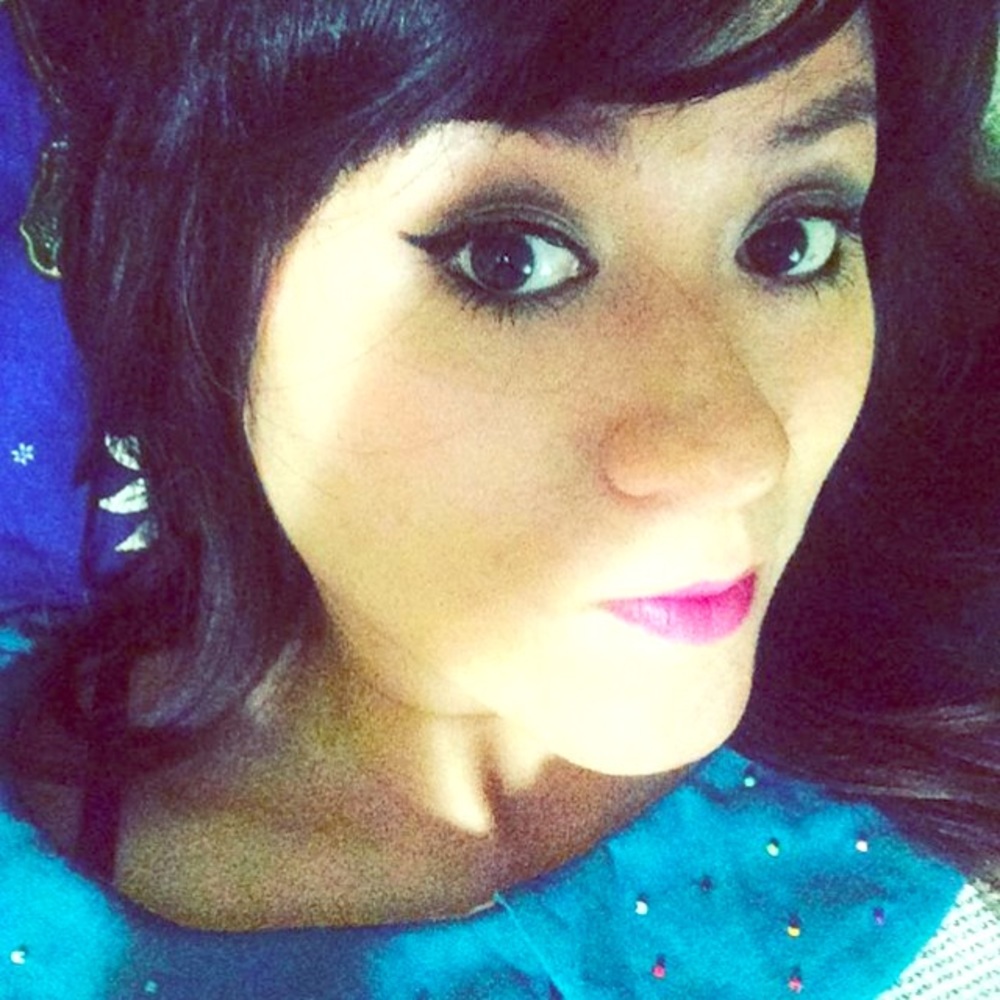 Meet your Posher, Elizabeth