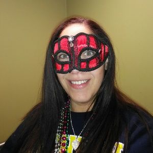 Meet your Posher, April